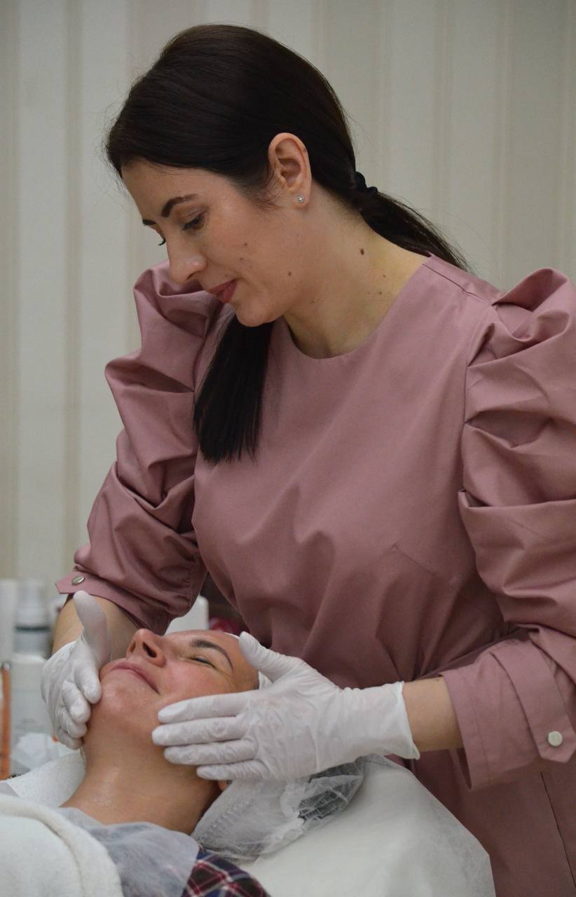 83DB72C6-F705-4BBB-88D9-6FC9810A73C2